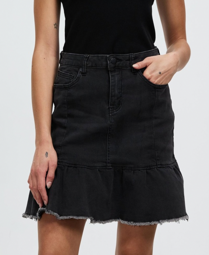 Daisy skirt washed black denim
